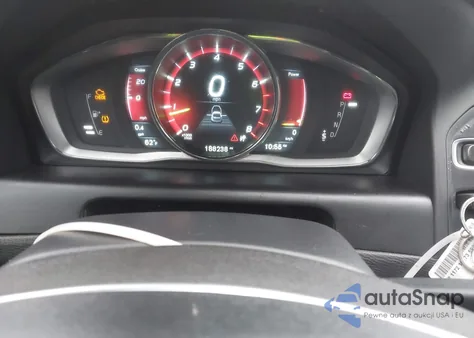 2016 Volvo Xc60 T5 Platinum from USA, damaged, VIN YV4612RMXG2787060